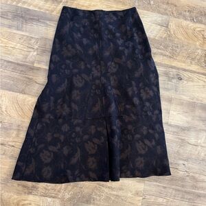 J.Jill midi skirt, size 10 vguc beautiful shape and seaming